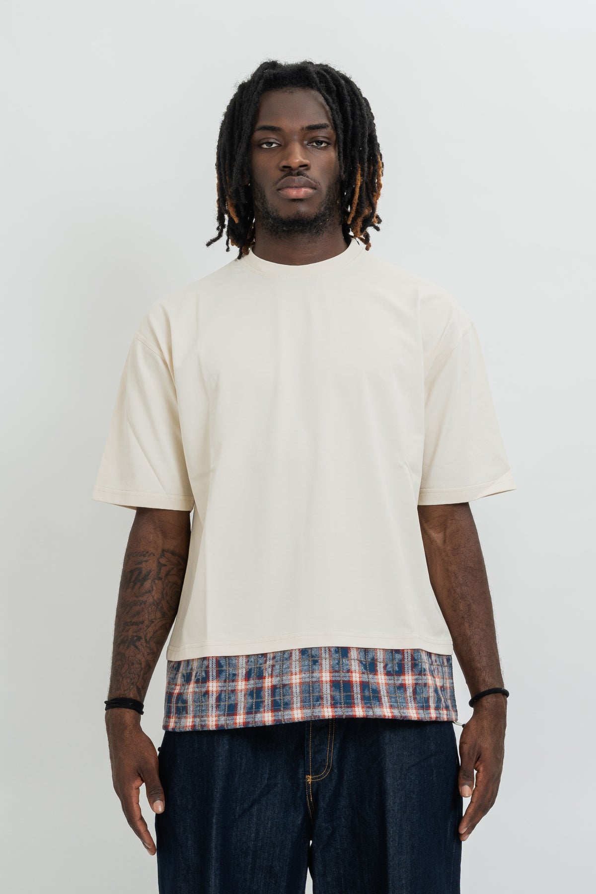T SHIRT QUADRI FONDO 68