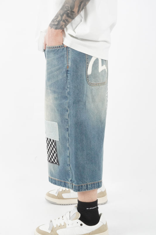 BERMUDA-PATCH DENIM