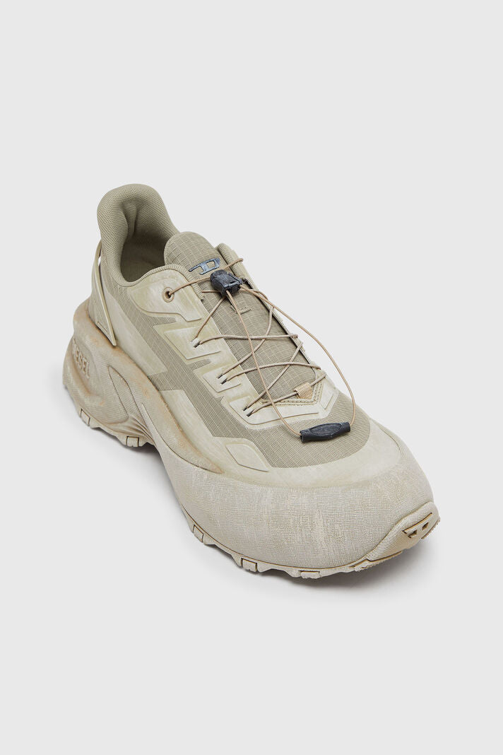 D-CAGE RUNNER